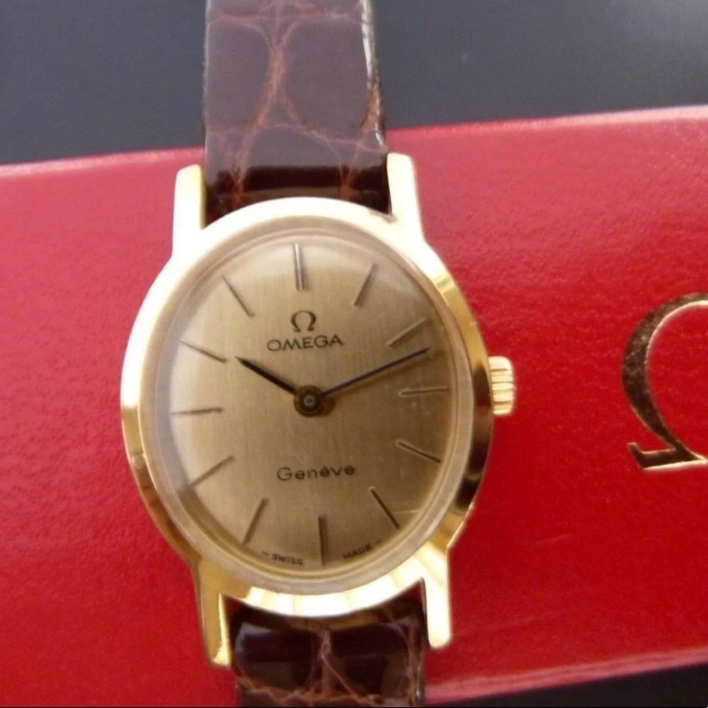 👑Omega👑 Gold Genève Vintage Mechanical Watch